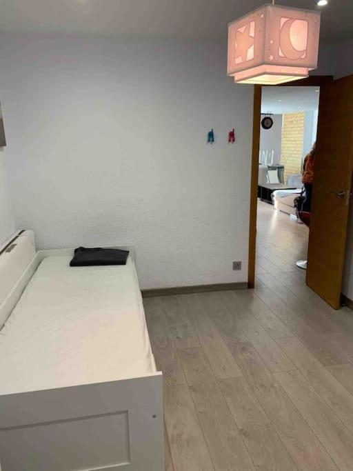 70 Sqm With Seaview In Arenales Del Sol. Apartment