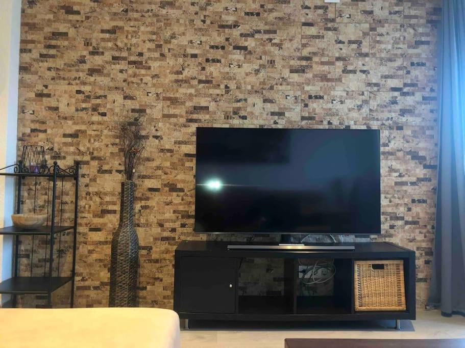70 Sqm With Seaview In Arenales Del Sol.